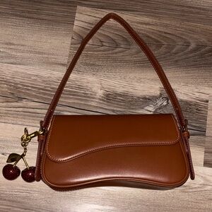 brown leather shoulder bag!!
